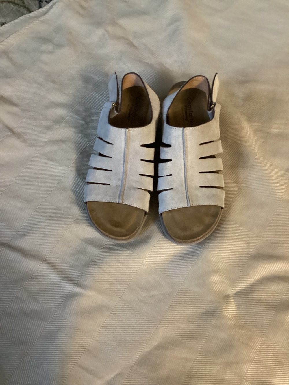Comfortiva Scottie Beige Suede Wedge Sandals